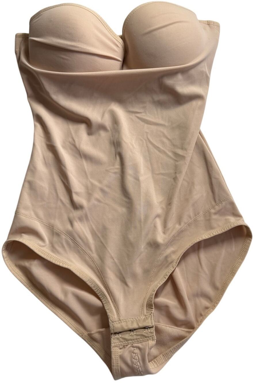 Marilyn Monroe Strapless Shapewear Bodysuit M Nude Sculpting NWOT